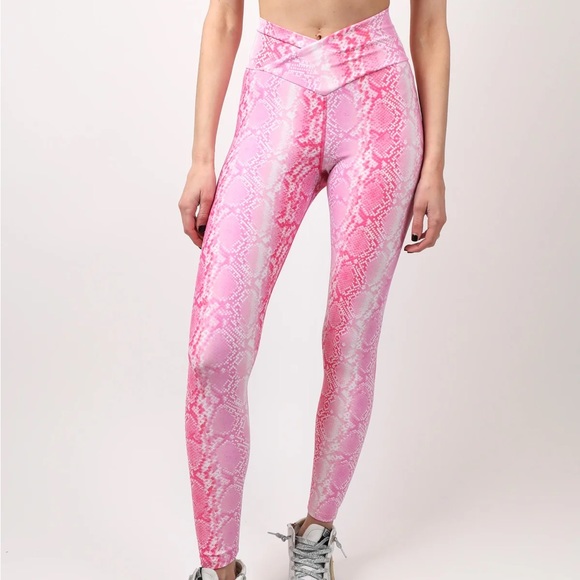 Beach Riot Pants - LAST CHANCE - Beach Riot Pink Snakeskin leggings